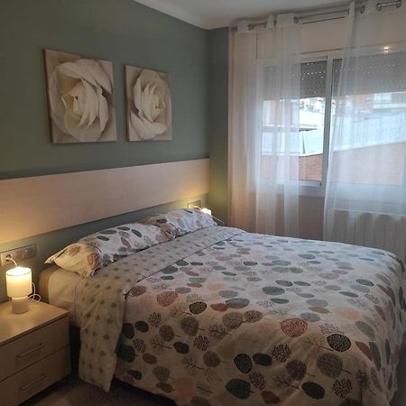 Apartamento En Viladecans Cerca Del Aeropuerto Eksteriør billede