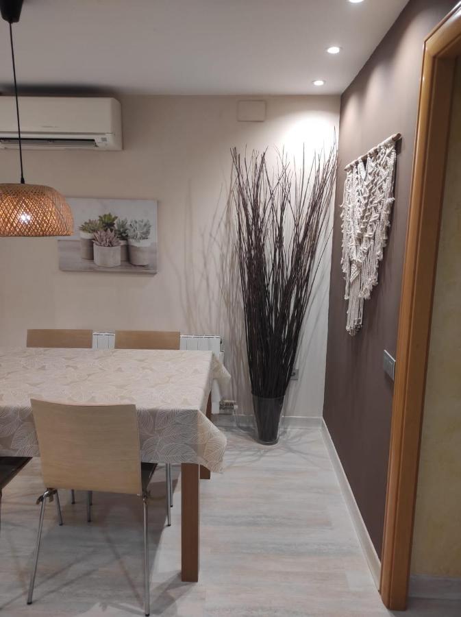 Apartamento En Viladecans Cerca Del Aeropuerto Eksteriør billede