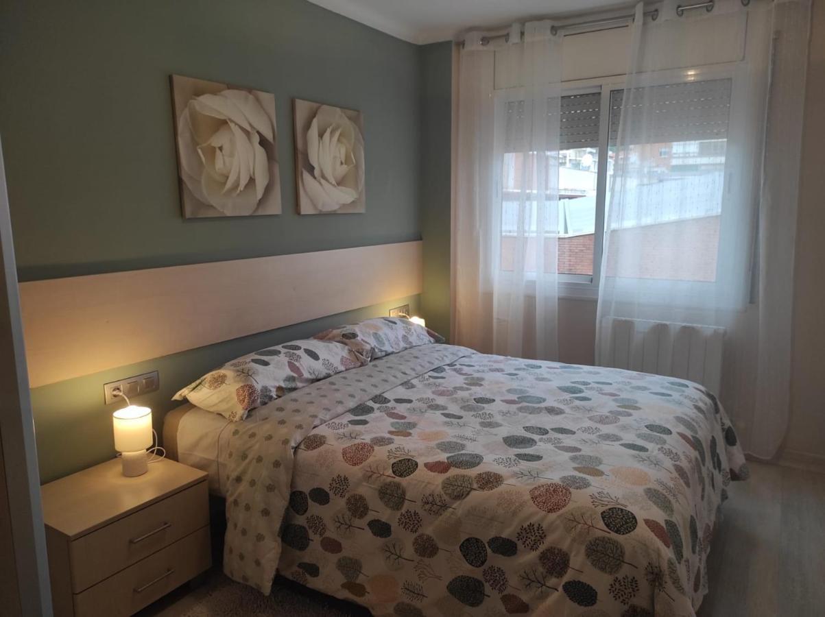 Apartamento En Viladecans Cerca Del Aeropuerto Eksteriør billede