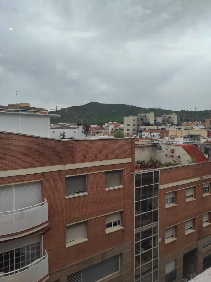 Apartamento En Viladecans Cerca Del Aeropuerto Eksteriør billede